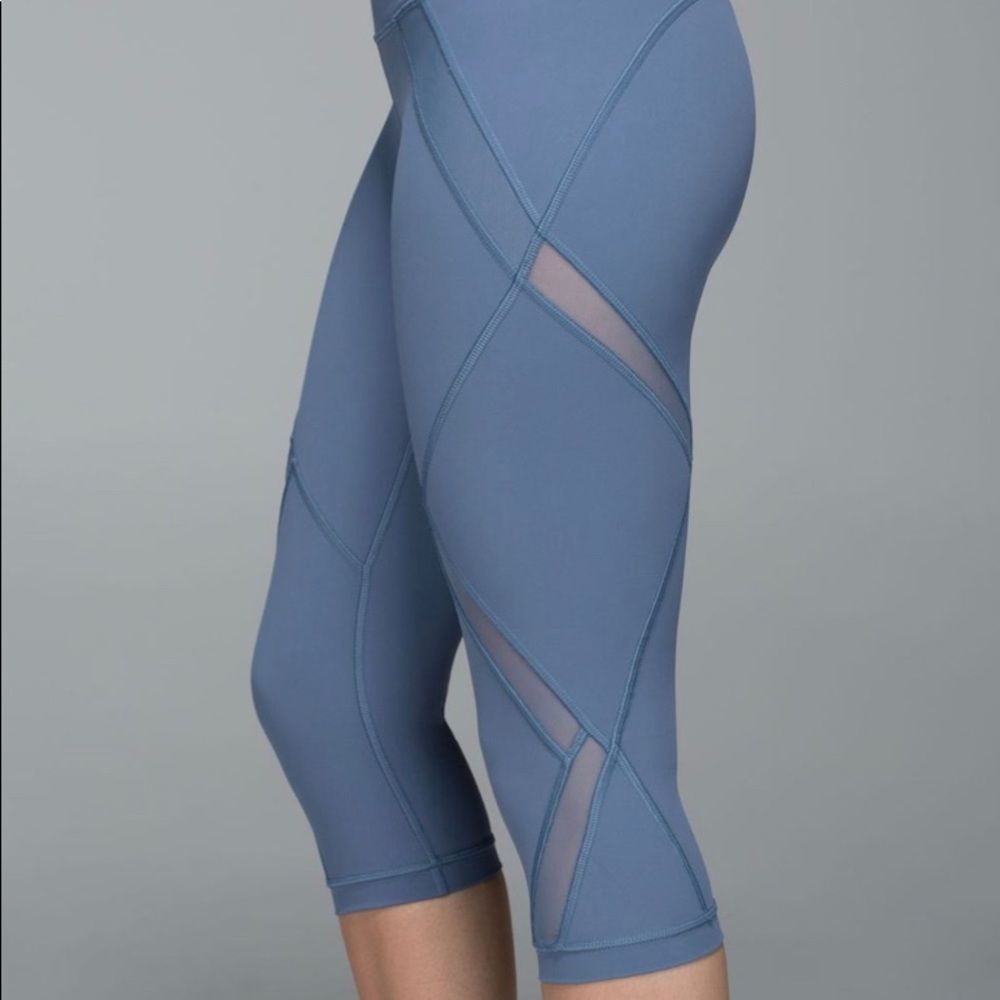 Lululemon Cool To Street Crop Size 10